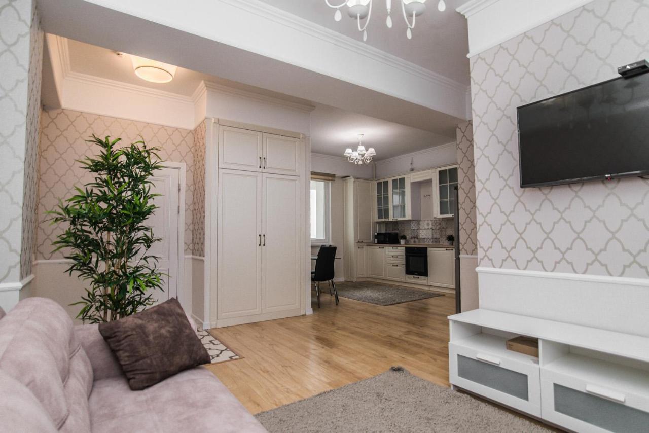 Luxury Best Grand New Apartaments Ultra Central Kischinau Exterior foto