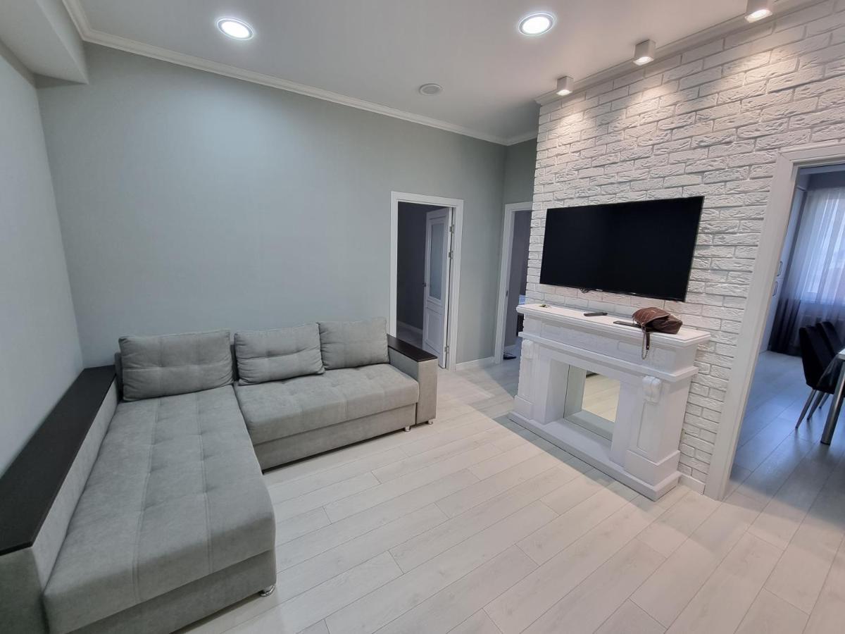 Luxury Best Grand New Apartaments Ultra Central Kischinau Exterior foto
