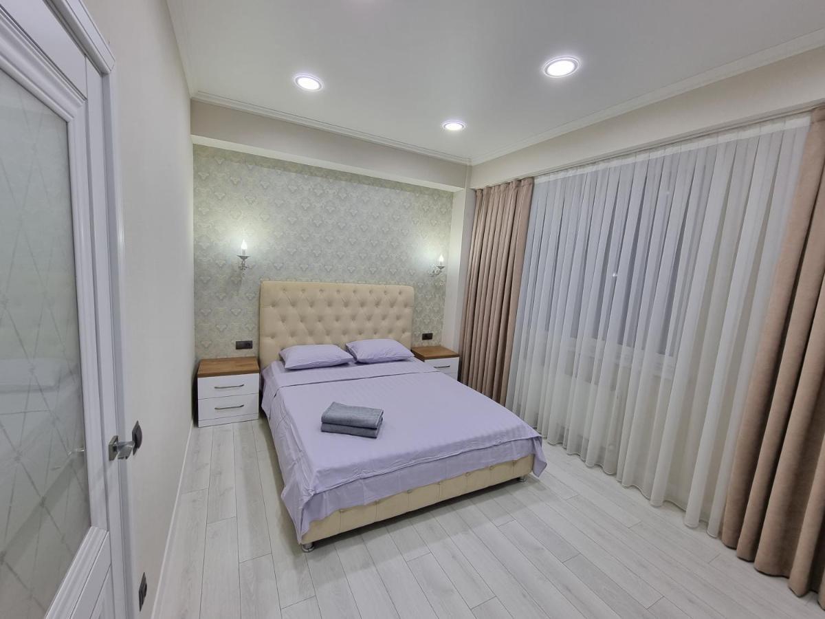 Luxury Best Grand New Apartaments Ultra Central Kischinau Exterior foto