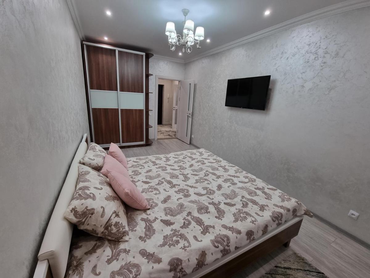 Luxury Best Grand New Apartaments Ultra Central Kischinau Exterior foto