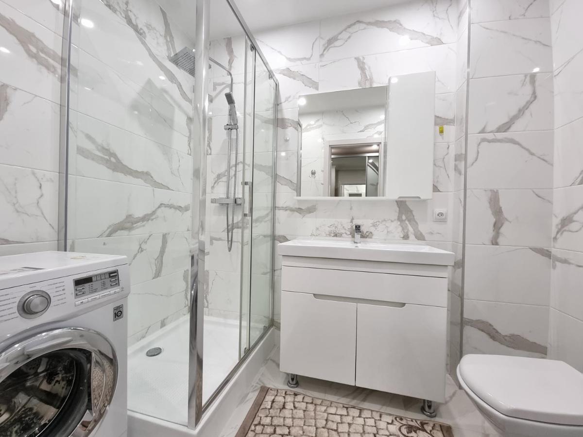 Luxury Best Grand New Apartaments Ultra Central Kischinau Exterior foto