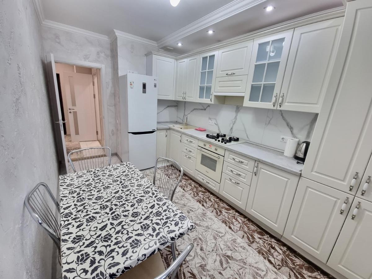 Luxury Best Grand New Apartaments Ultra Central Kischinau Exterior foto