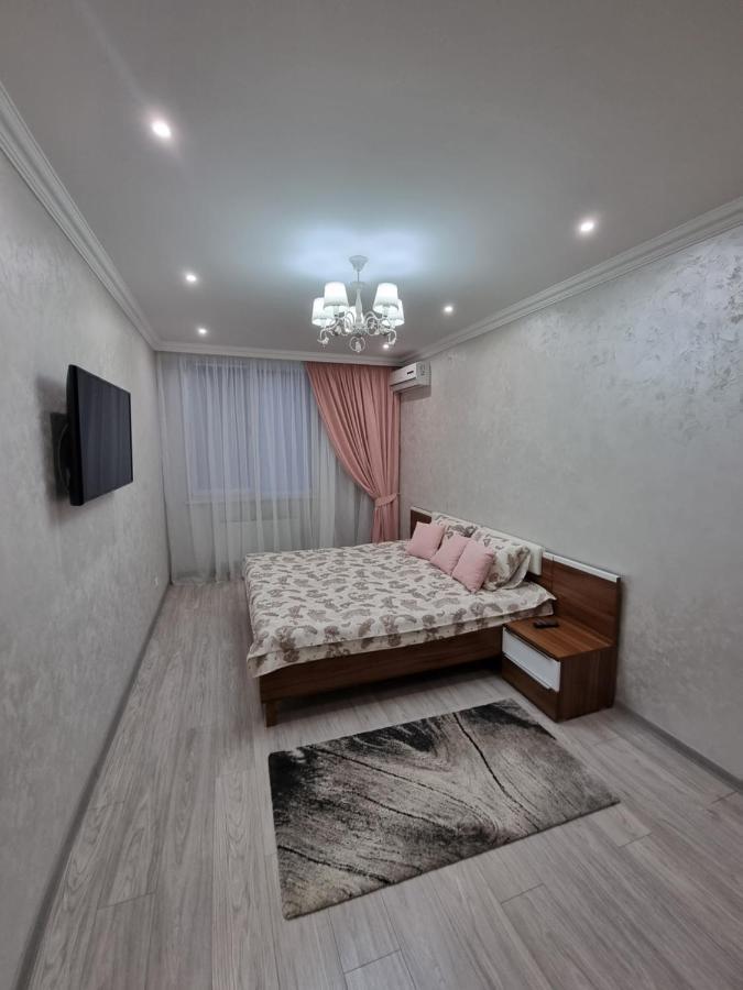 Luxury Best Grand New Apartaments Ultra Central Kischinau Exterior foto