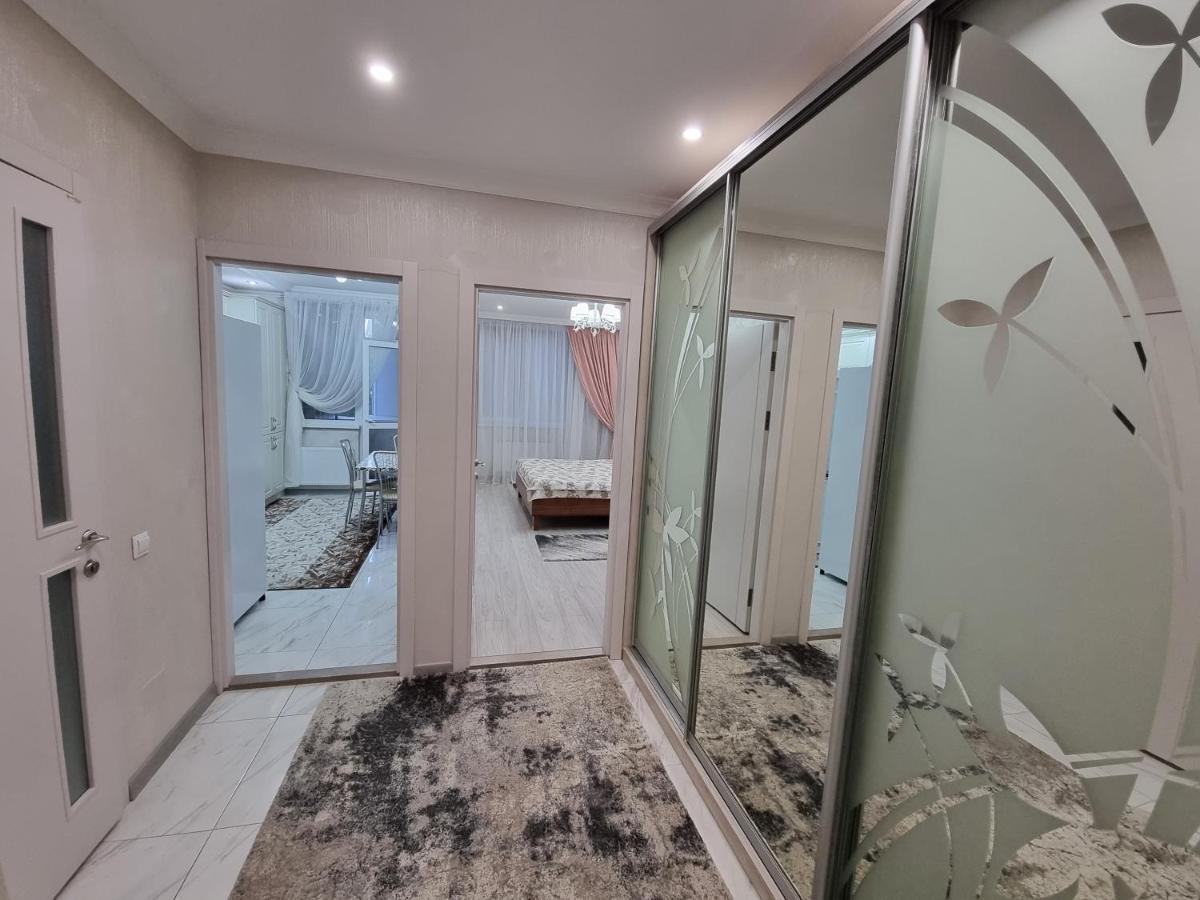Luxury Best Grand New Apartaments Ultra Central Kischinau Exterior foto